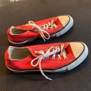 Converse red women 8.5
